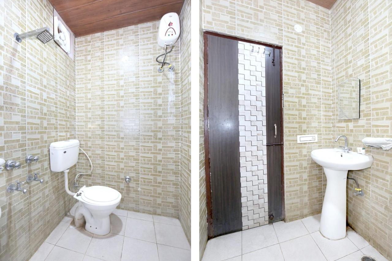 Oyo 8105 Royale Guest House Ludhiana Eksteriør billede
